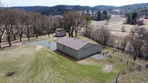 W9604 County Road O, Elroy, WI 53929 - #: 1997380