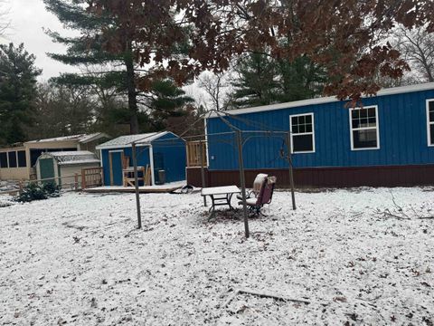 Tiny photo for 139 Sugar Maple Circle 160 #160, Wisconsin Dells, WI 53965 (MLS # 2013124)