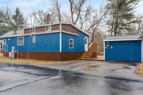 Photo of 139 Sugar Maple Circle 160 #160, Wisconsin Dells, WI 53965 (MLS # 2013124)