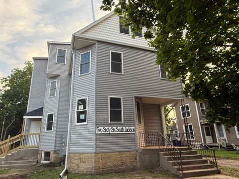 Photo of 266 S Jackson Street, Janesville, WI 53548 (MLS # 2003740)