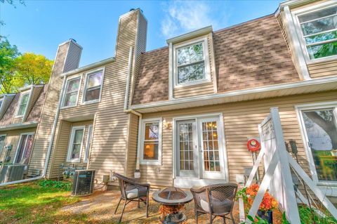 Photo of 476 Basswood Avenue 476 #476, Verona, WI 53593 (MLS # 2009860)