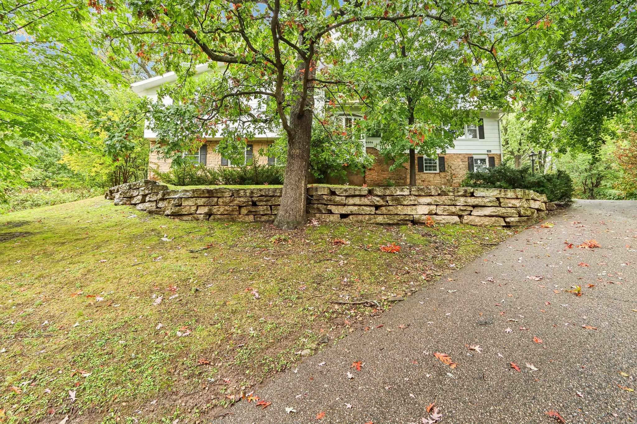 6006 Greentree Road