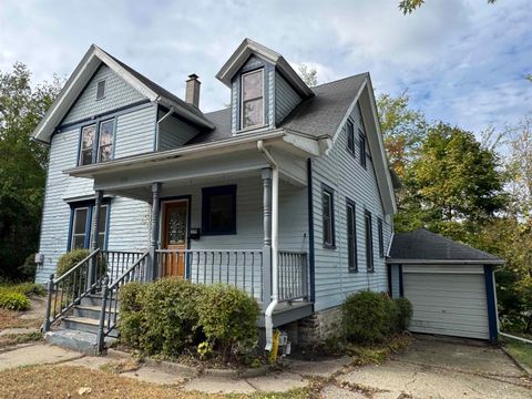 Photo of 339 Home Park Avenue, Janesville, WI 53545 (MLS # 2010726)