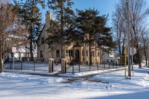 Photo of 2230 Chadbourne Avenue, Madison, WI 53726 (MLS # 2015257)