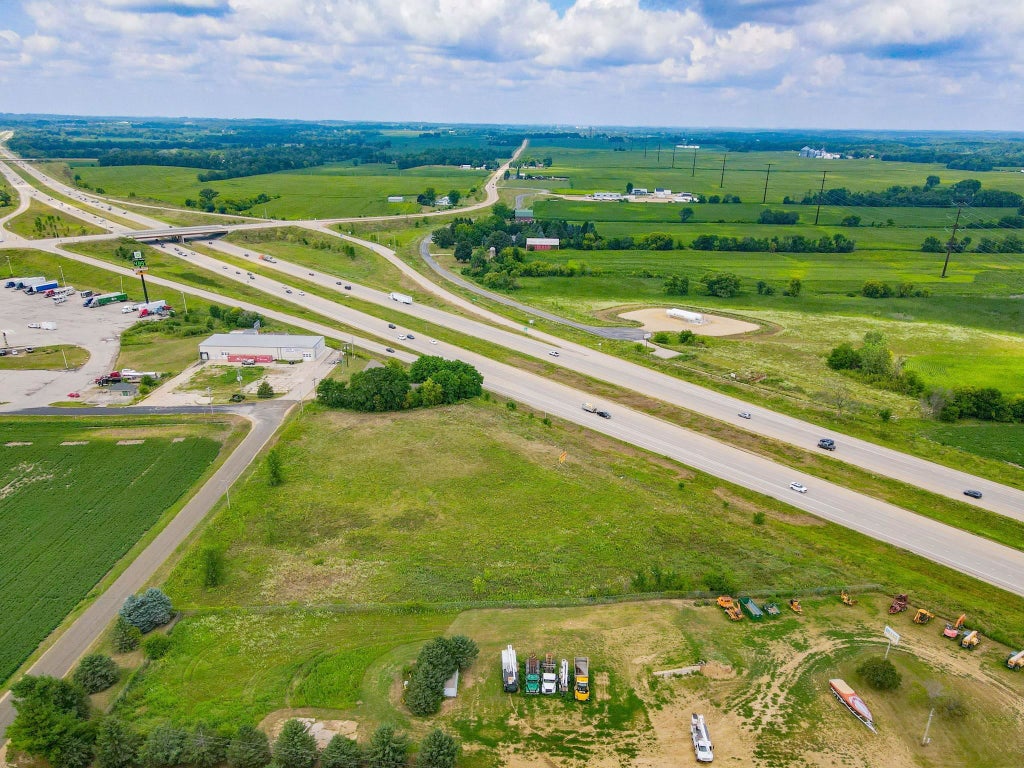 1998660096 Vacant Land Edgerton WI