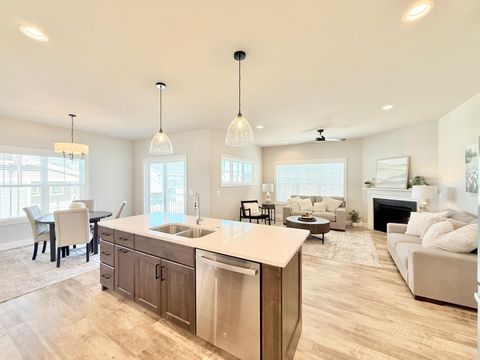 Tiny photo for Unit 4.4 Bellflower Drive, Deforest, WI 53532 (MLS # 2012608)