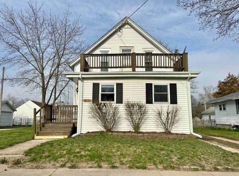 Photo of 1216 Garfield Avenue, Beloit, WI 53511 (MLS # 2010028)