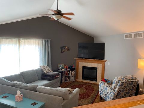 Photo of 701 Cork Crossing, Cottage Grove, WI 53527 (MLS # 2018825)