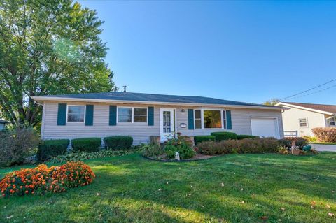 Photo of 3020 Thinnes Street, Cross Plains, WI 53528 (MLS # 2010426)