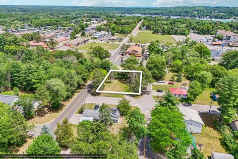 Photo of 940 Parkway Drive, Wisconsin Dells, WI 53965 (MLS # 2025794)