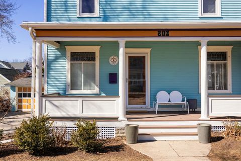 Photo of 210 S 6th Street, Mount Horeb, WI 53572 (MLS # 2018359)