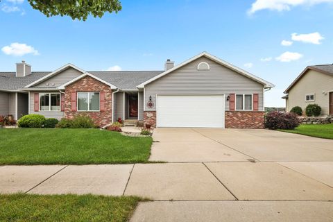 Photo of 402 Matterhorn Drive, Verona, WI 53593 (MLS # 2012583)