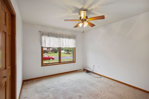 Tiny photo for 402 Matterhorn Drive, Verona, WI 53593 (MLS # 2012583)