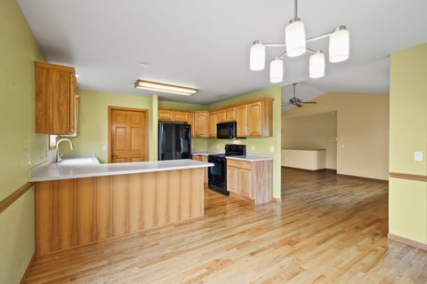 Tiny photo for 402 Matterhorn Drive, Verona, WI 53593 (MLS # 2012583)