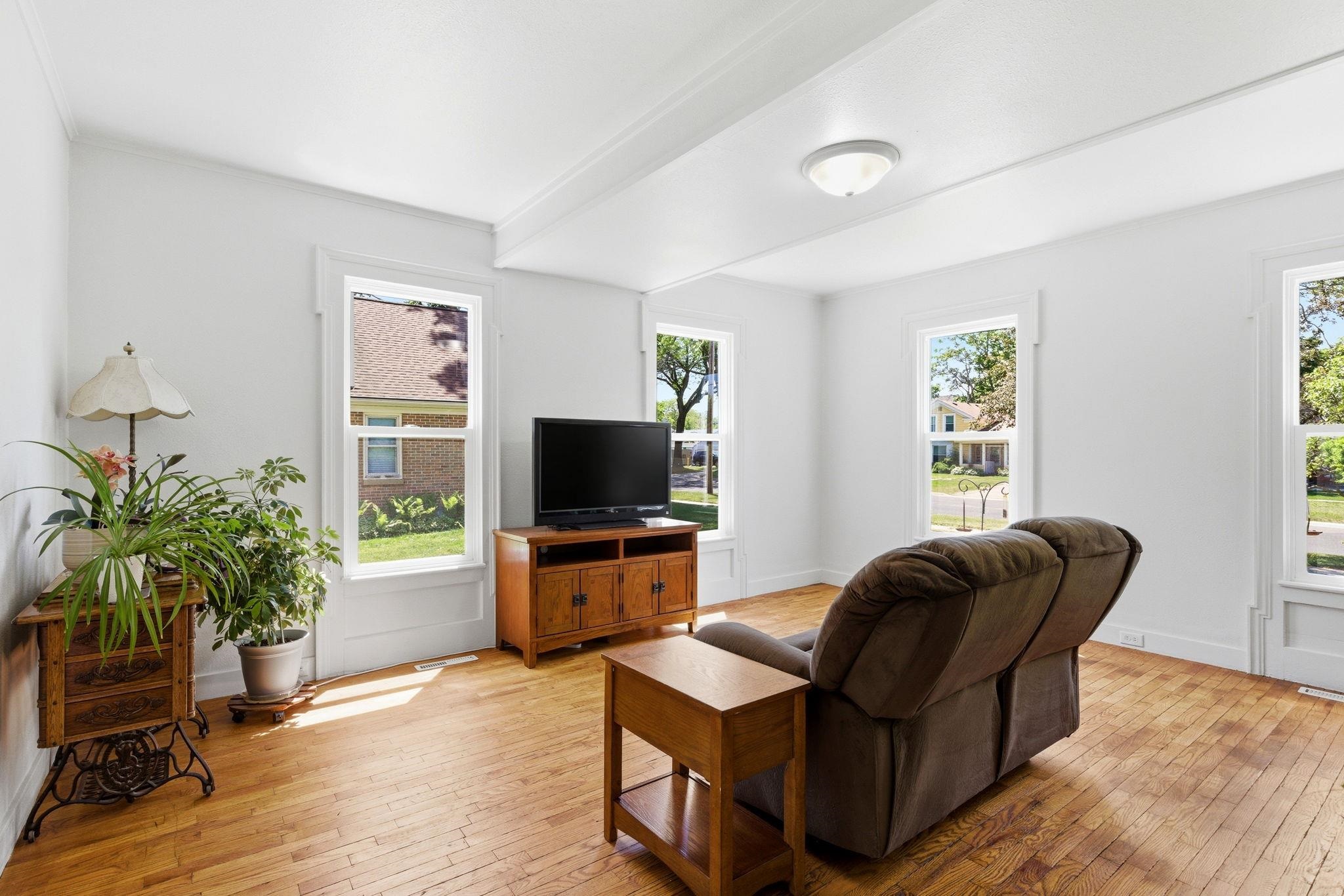 121 N 5th Street