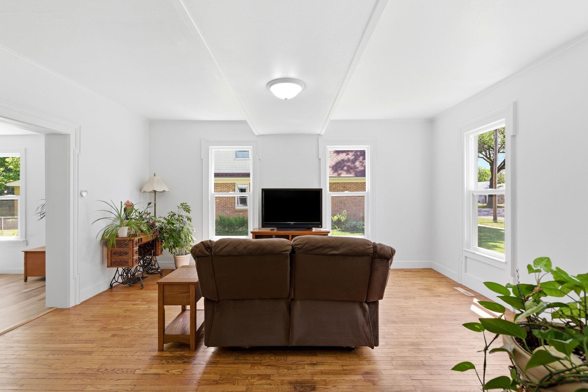 121 N 5th Street