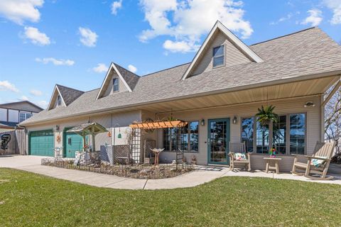 Photo of N593 Blackhawk Bluff Drive, Milton, WI 53563 (MLS # 2019184)