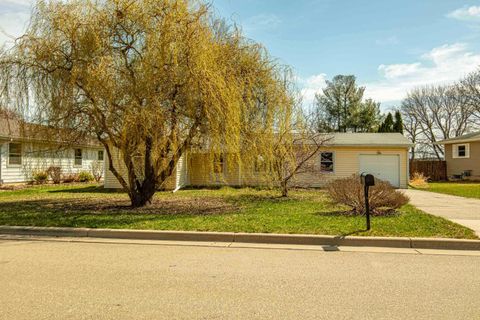 201 S Kerch Street, Brooklyn, WI 53521 - #: 1997211