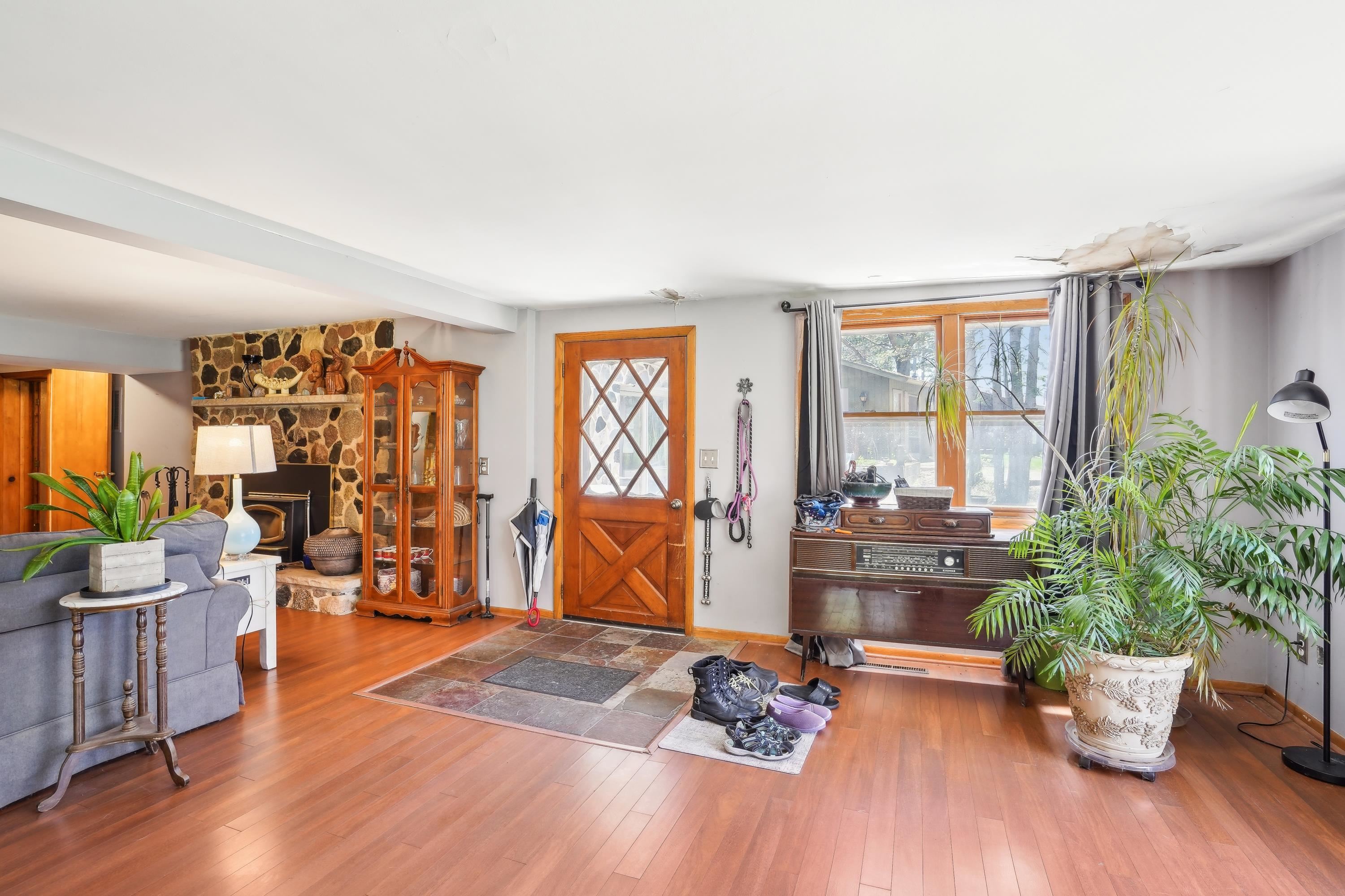 Wisconsin Dells, Wisconsin 53913, United States, 4 Bedrooms Bedrooms, ,3 BathroomsBathrooms,Residential,Active,127782