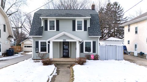 Photo of 733 Eisenhower Avenue, Janesville, WI 53545 (MLS # 2016364)