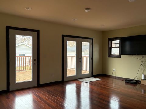 Tiny photo for 863 N Michigan Street, Prairie Du Chien, WI 53821 (MLS # 2012914)