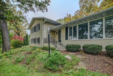 Photo of 2363 S Seminole Hwy, Fitchburg, WI 53711 (MLS # 2010930)