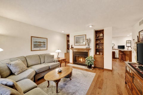 Photo of 8 Oak Grove Drive, Madison, WI 53717 (MLS # 2032296)