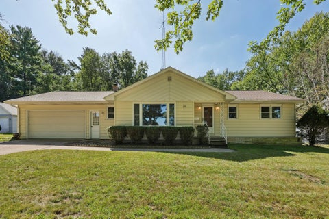 Photo of 538 Mary Avenue, Reedsburg, WI 53959 (MLS # 2032692)