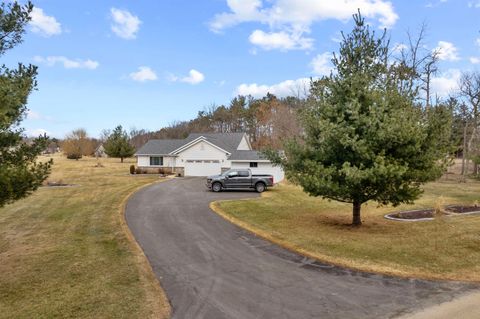 Photo of W966 North Drive, Brodhead, WI 53520 (MLS # 2017203)