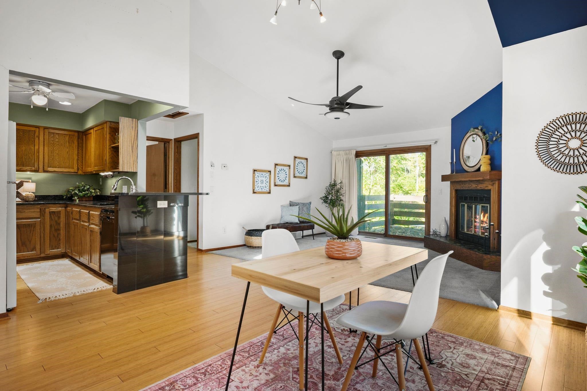 15 Hickory Hollow Drive