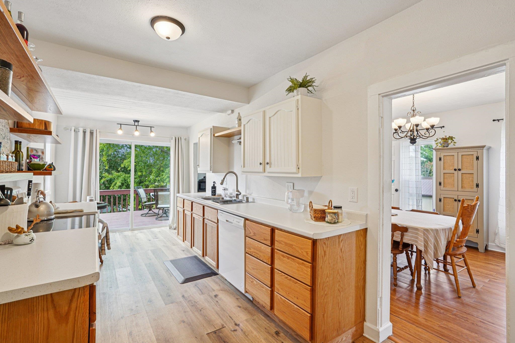 Loganville, Wisconsin 53943, United States, 3 Bedrooms Bedrooms, ,1 BathroomBathrooms,Residential,Active,207094