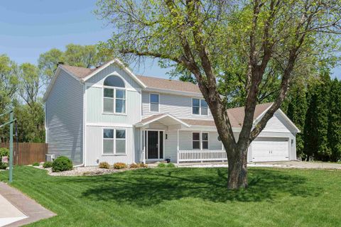 Photo of 3927 Southwyck Court, Janesville, WI 53546 (MLS # 2009601)