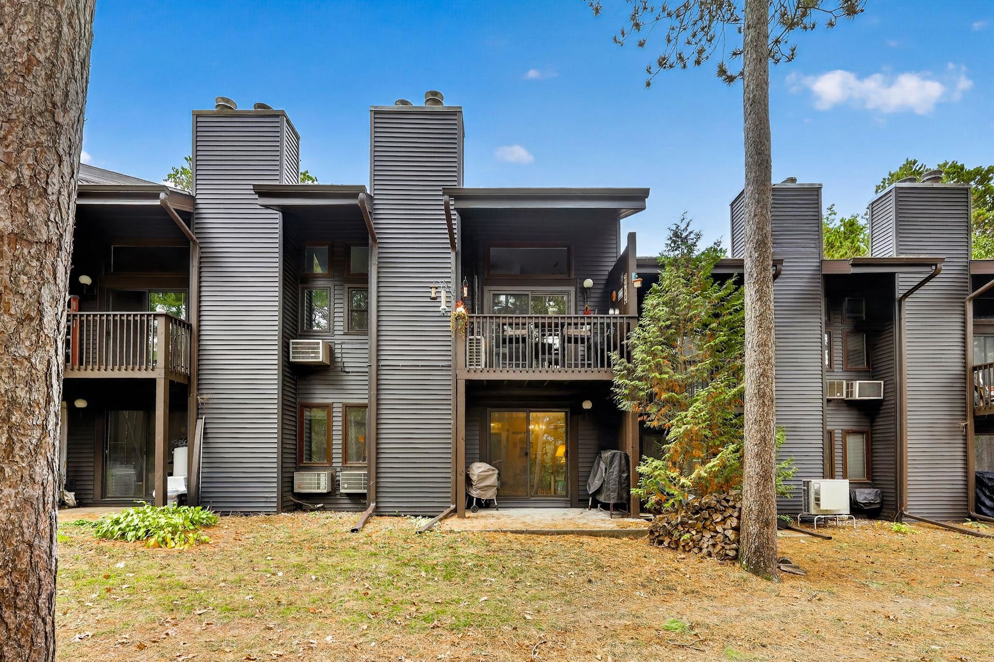 7 Walnut Trail 7