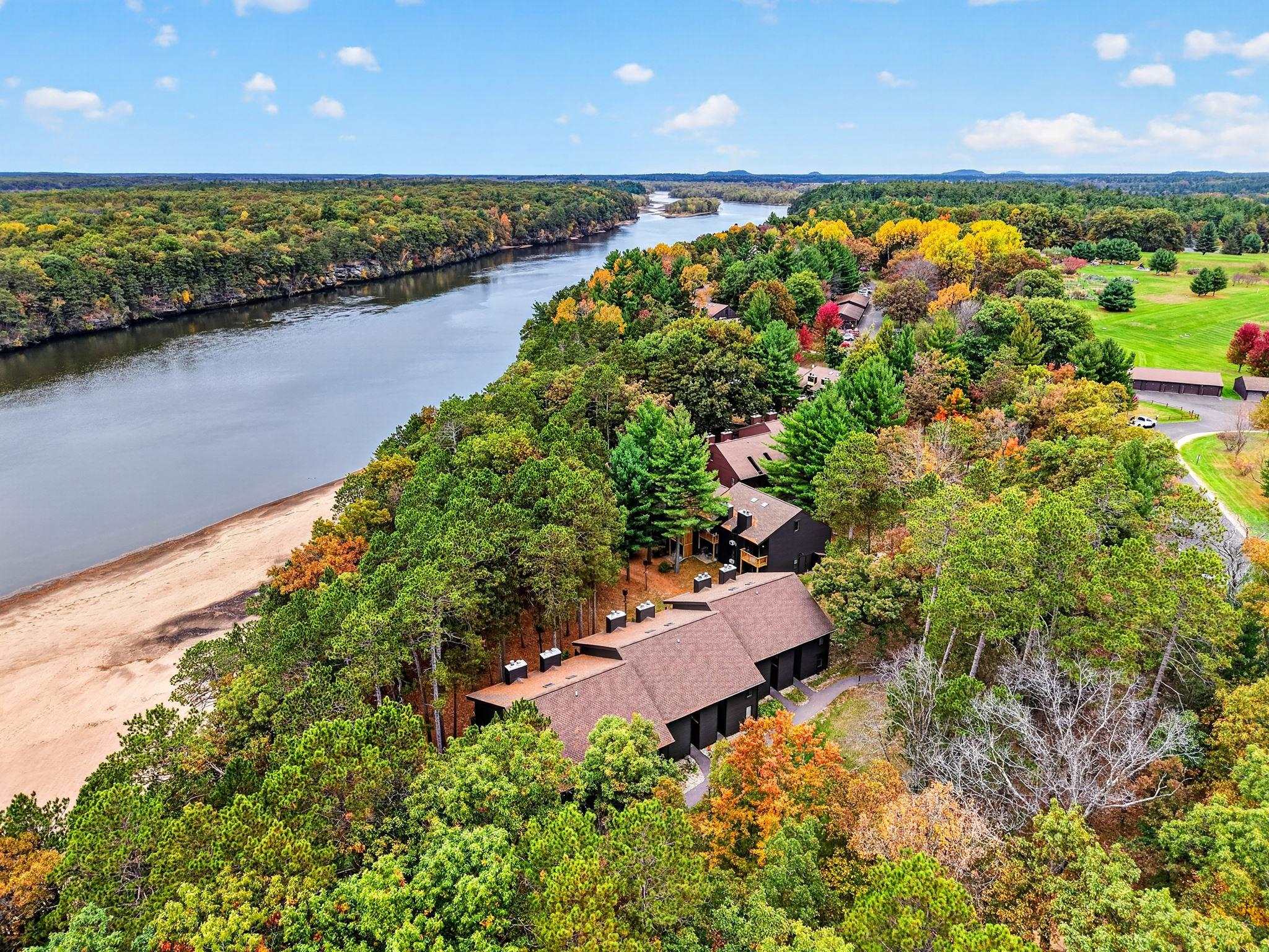 7 Walnut Trail 7