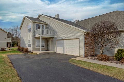 Photo of 1474 Sienna Crossing 30 #30, Janesville, WI 53546 (MLS # 2017015)