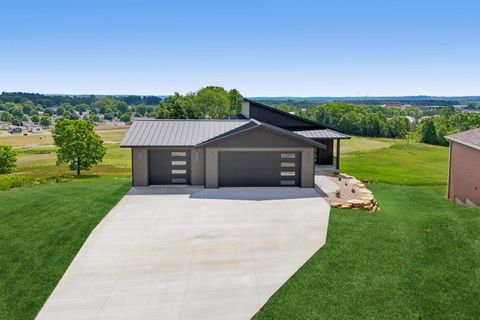 Photo of 2158 Eastridge Circle, Reedsburg, WI 53959 (MLS # 2026779)