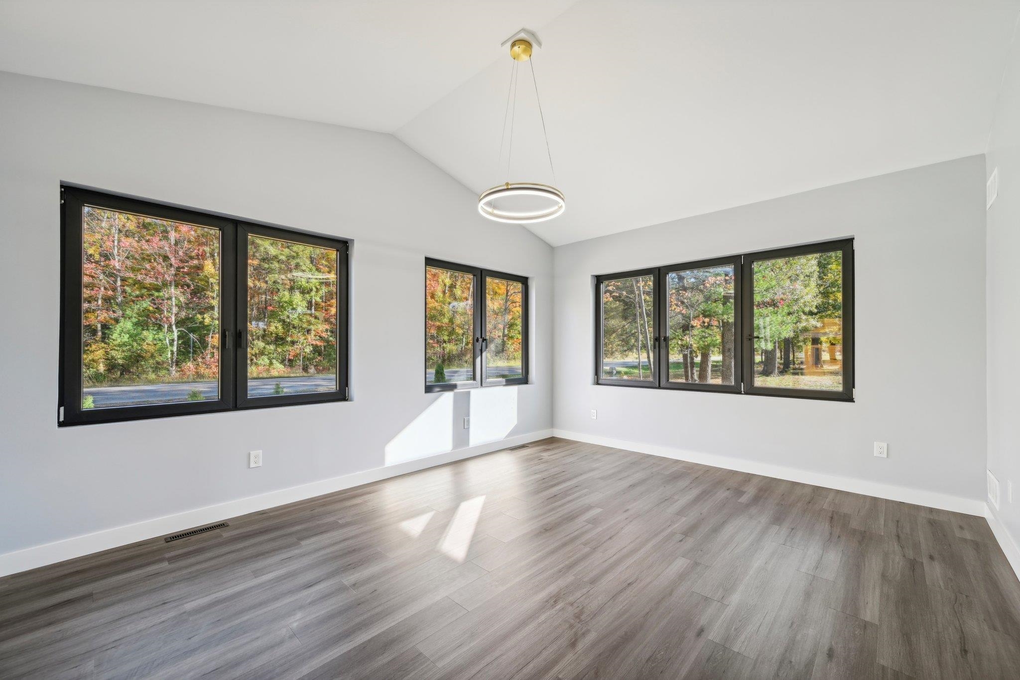 Wisconsin Dells, Wisconsin 53965, United States, 6 Bedrooms Bedrooms, ,4 BathroomsBathrooms,Residential,Active,39403