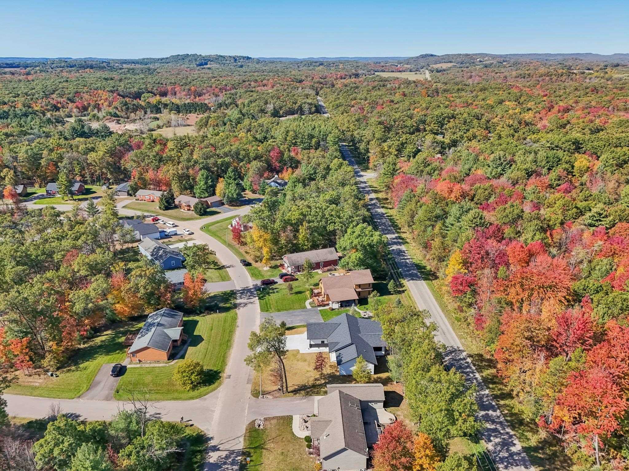 Wisconsin Dells, Wisconsin 53965, United States, 6 Bedrooms Bedrooms, ,4 BathroomsBathrooms,Residential,Active,39403