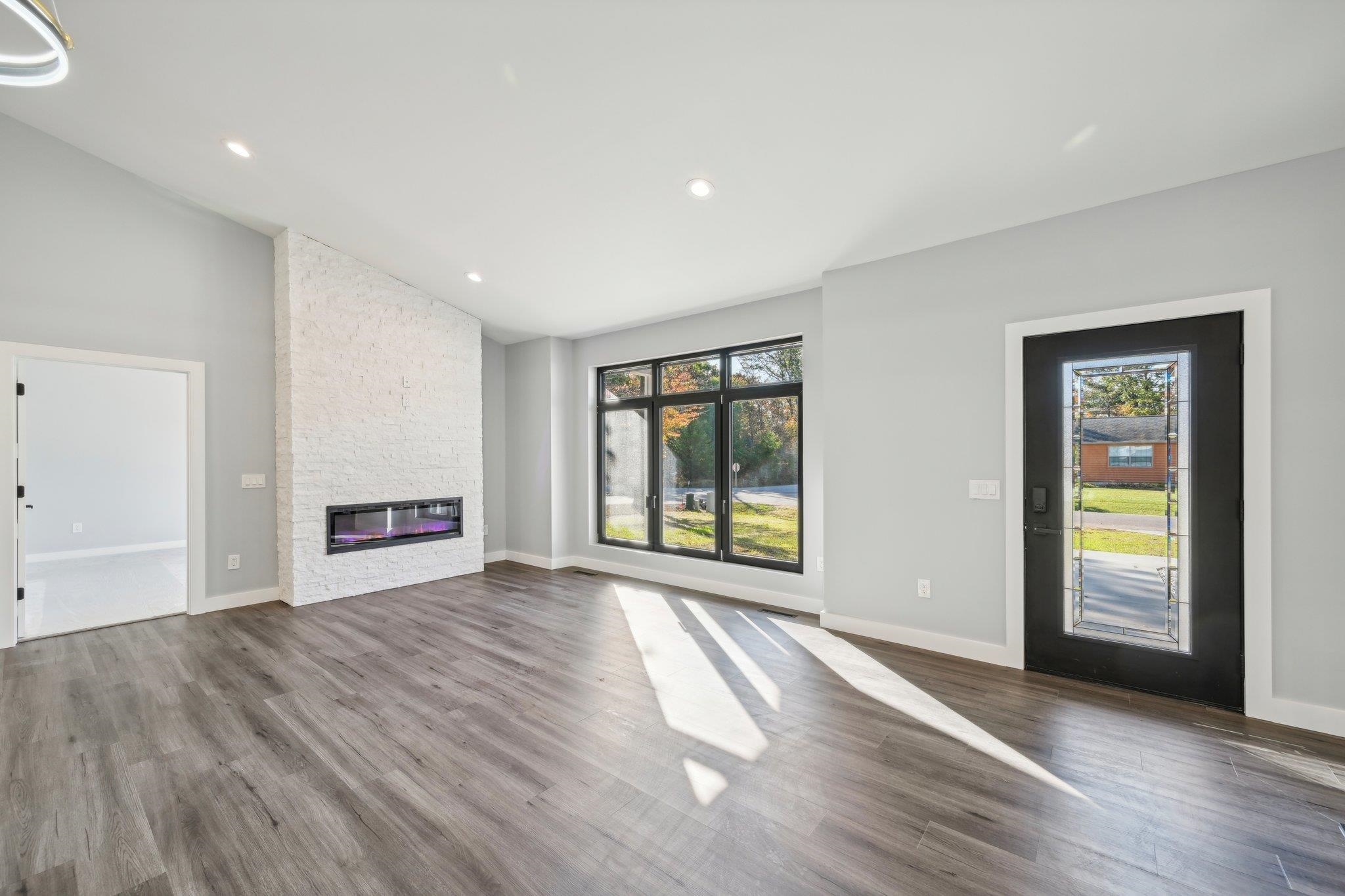 Wisconsin Dells, Wisconsin 53965, United States, 6 Bedrooms Bedrooms, ,4 BathroomsBathrooms,Residential,Active,39403