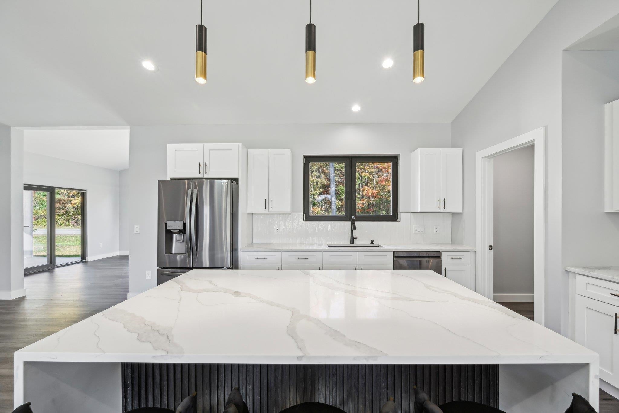 Wisconsin Dells, Wisconsin 53965, United States, 6 Bedrooms Bedrooms, ,4 BathroomsBathrooms,Residential,Active,39403