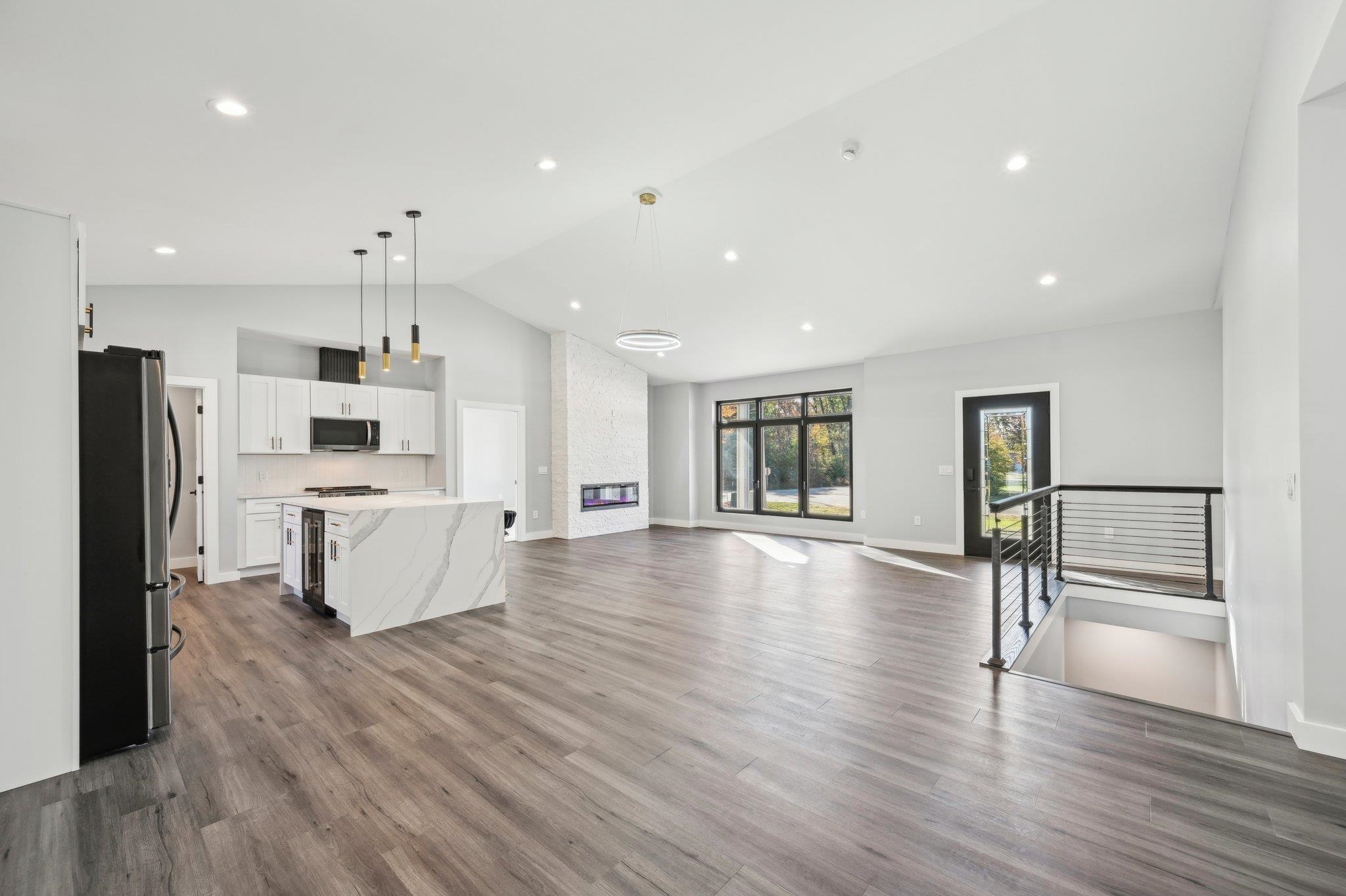 Wisconsin Dells, Wisconsin 53965, United States, 6 Bedrooms Bedrooms, ,4 BathroomsBathrooms,Residential,Active,39403