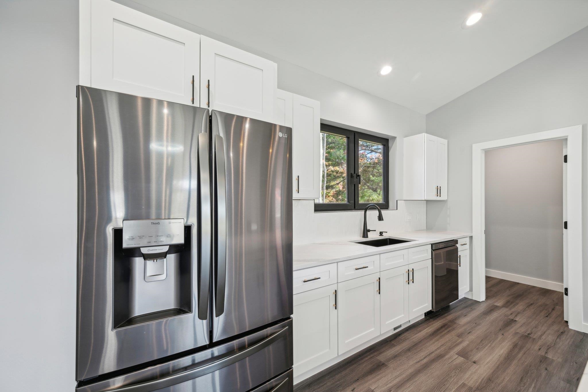 Wisconsin Dells, Wisconsin 53965, United States, 6 Bedrooms Bedrooms, ,4 BathroomsBathrooms,Residential,Active,39403