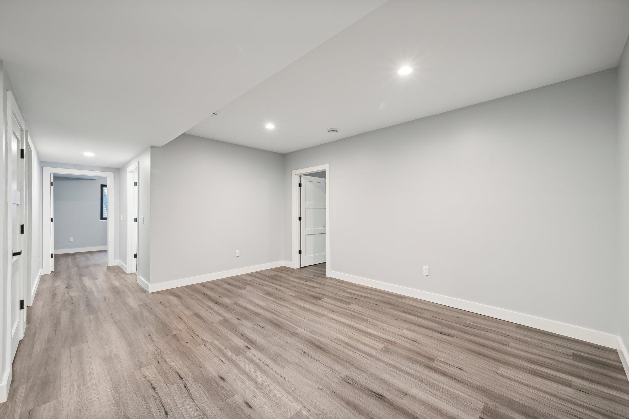 Wisconsin Dells, Wisconsin 53965, United States, 6 Bedrooms Bedrooms, ,4 BathroomsBathrooms,Residential,Active,39403