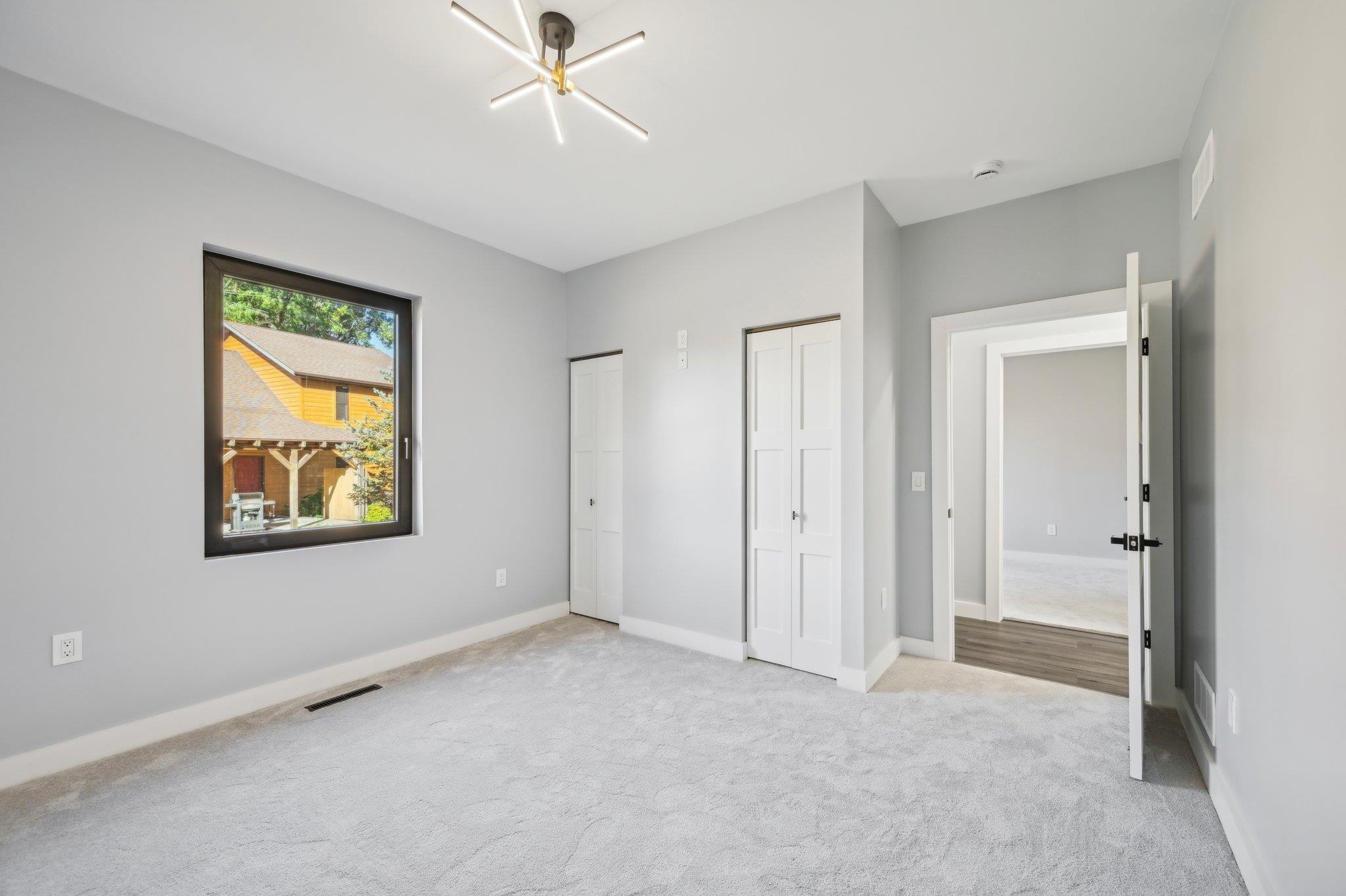 Wisconsin Dells, Wisconsin 53965, United States, 6 Bedrooms Bedrooms, ,4 BathroomsBathrooms,Residential,Active,39403