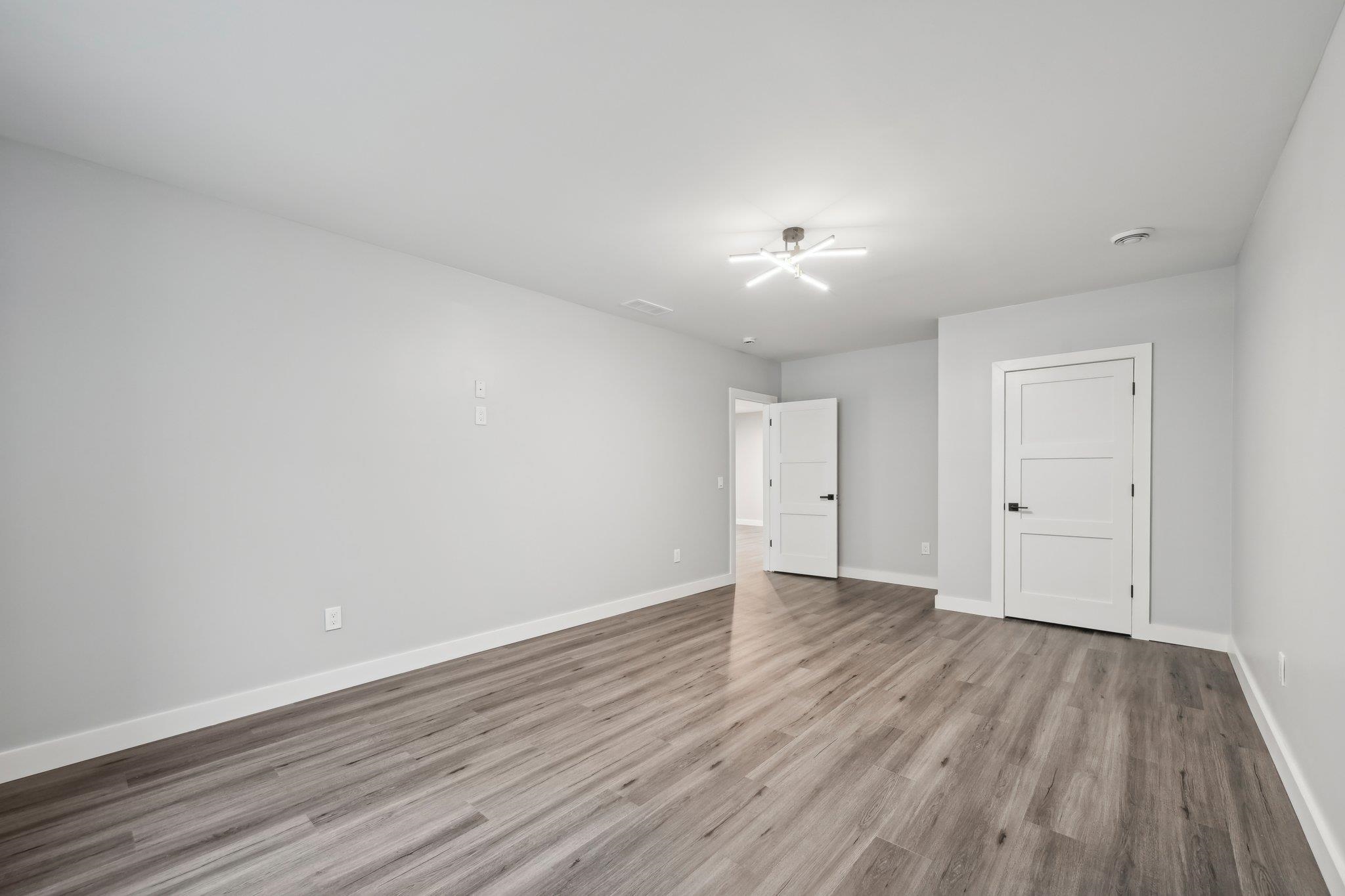 Wisconsin Dells, Wisconsin 53965, United States, 6 Bedrooms Bedrooms, ,4 BathroomsBathrooms,Residential,Active,39403