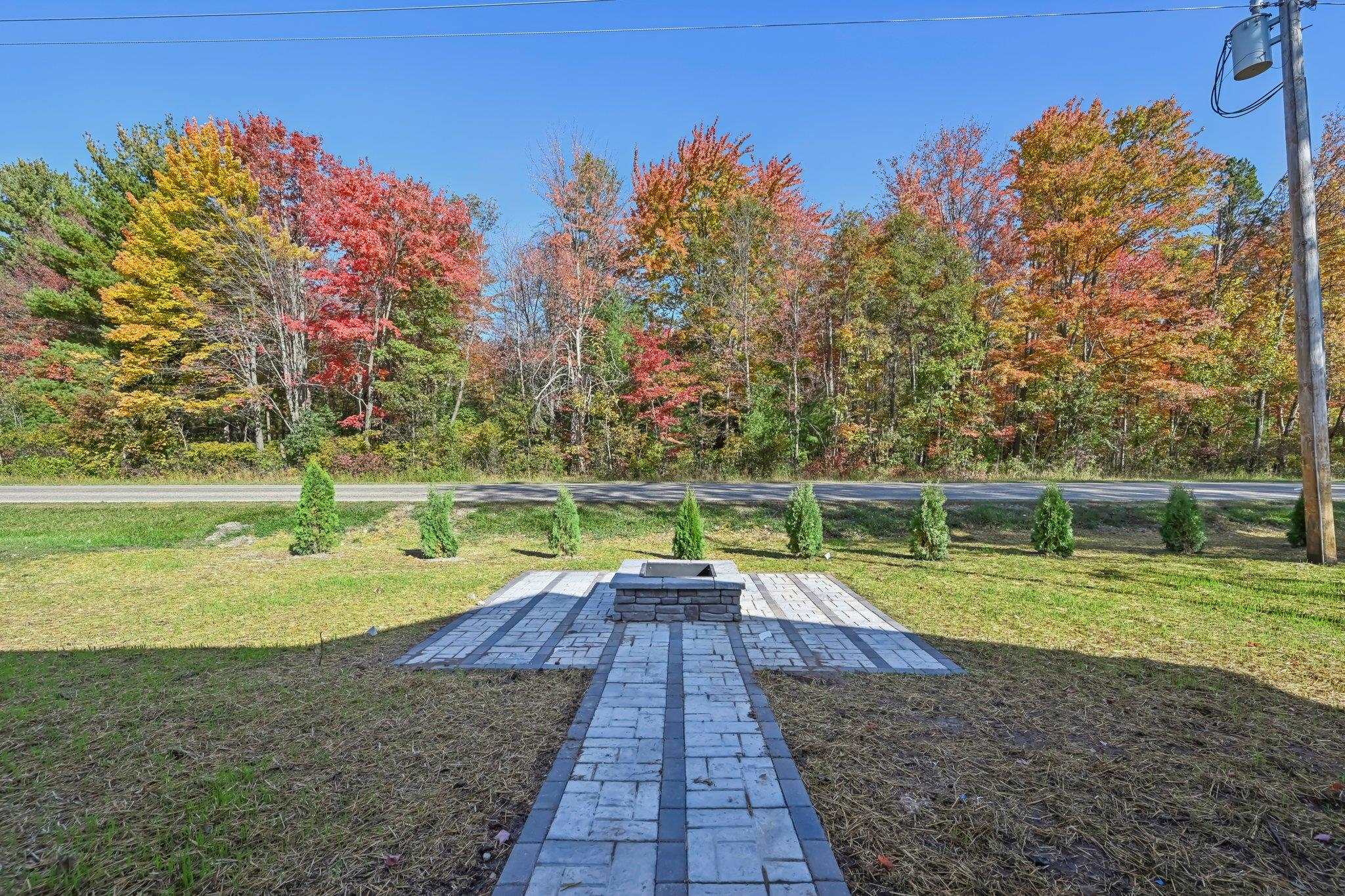 Wisconsin Dells, Wisconsin 53965, United States, 6 Bedrooms Bedrooms, ,4 BathroomsBathrooms,Residential,Active,39403