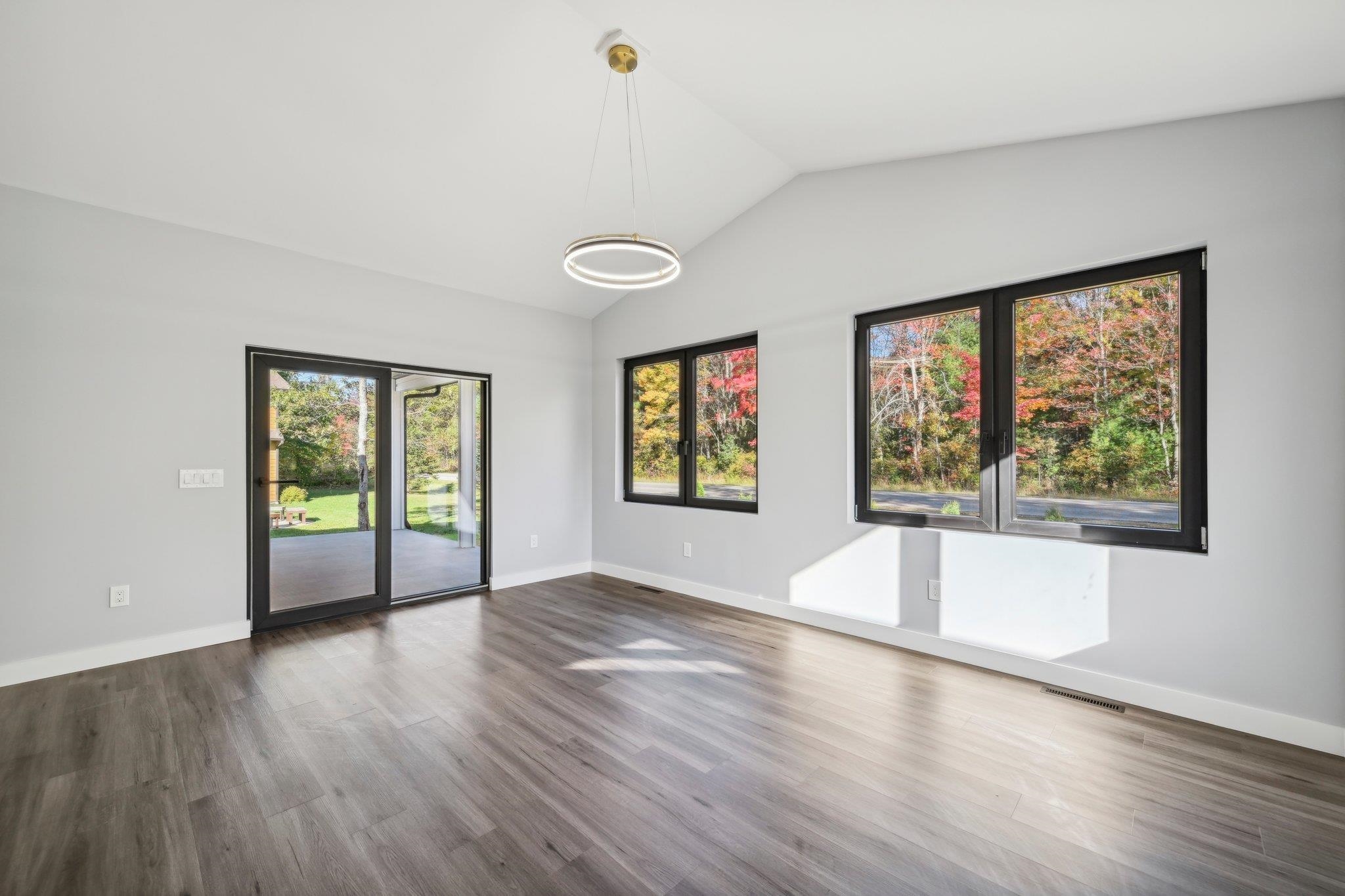 Wisconsin Dells, Wisconsin 53965, United States, 6 Bedrooms Bedrooms, ,4 BathroomsBathrooms,Residential,Active,39403