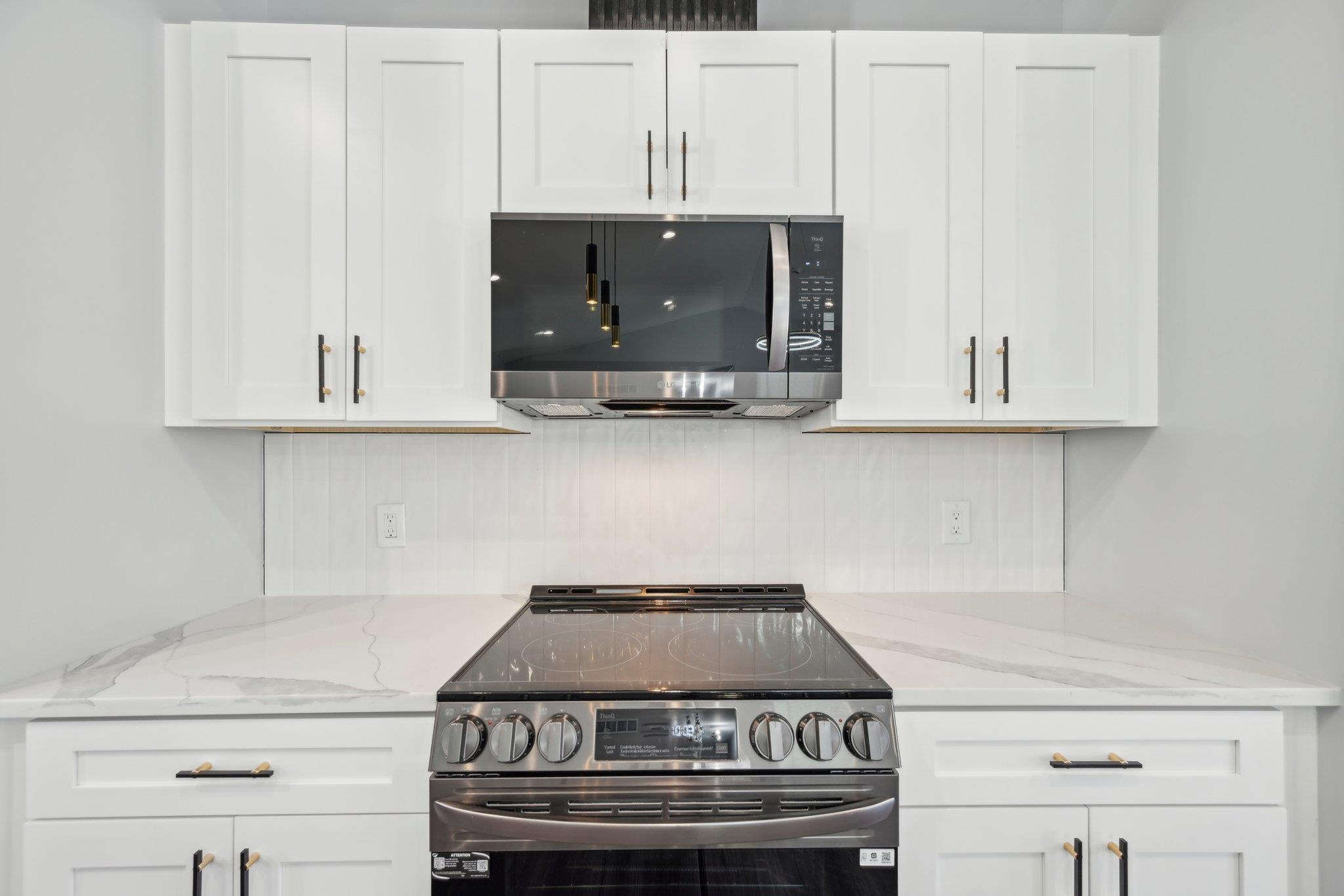 Wisconsin Dells, Wisconsin 53965, United States, 6 Bedrooms Bedrooms, ,4 BathroomsBathrooms,Residential,Active,39403