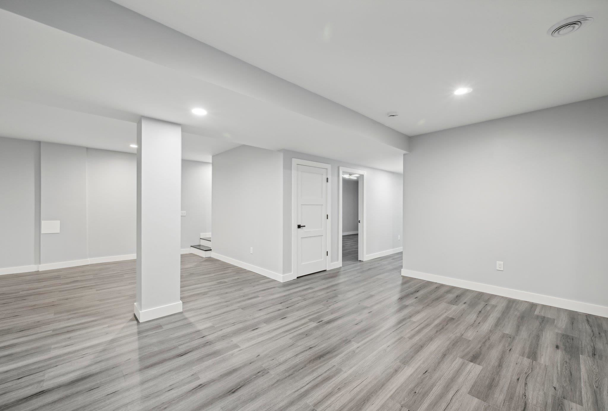 Wisconsin Dells, Wisconsin 53965, United States, 6 Bedrooms Bedrooms, ,4 BathroomsBathrooms,Residential,Active,39403