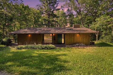 Photo of 3068 Timber Lane, Verona, WI 53593 (MLS # 2024793)